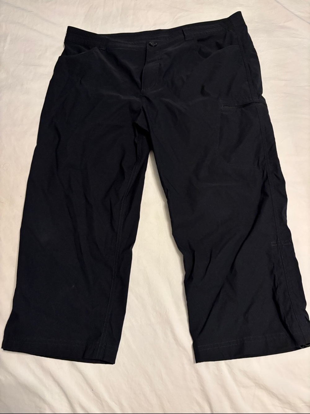 Eddie Bauer Women's Black Capris - Size 16
